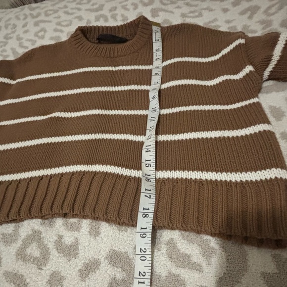 🍂Jenni Kayne Chloe Crewneck Sweater in Brown and White Stripes - Picture 6 of 7